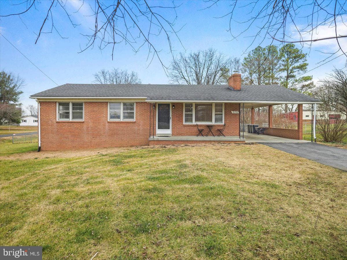 570 Welltown Road photo 1