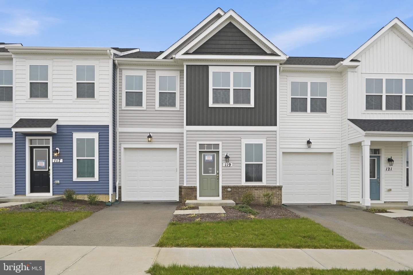119 Castaway Place