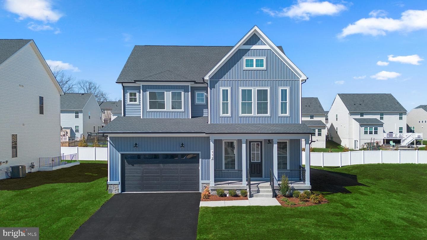 112 Heyford Dr photo 1