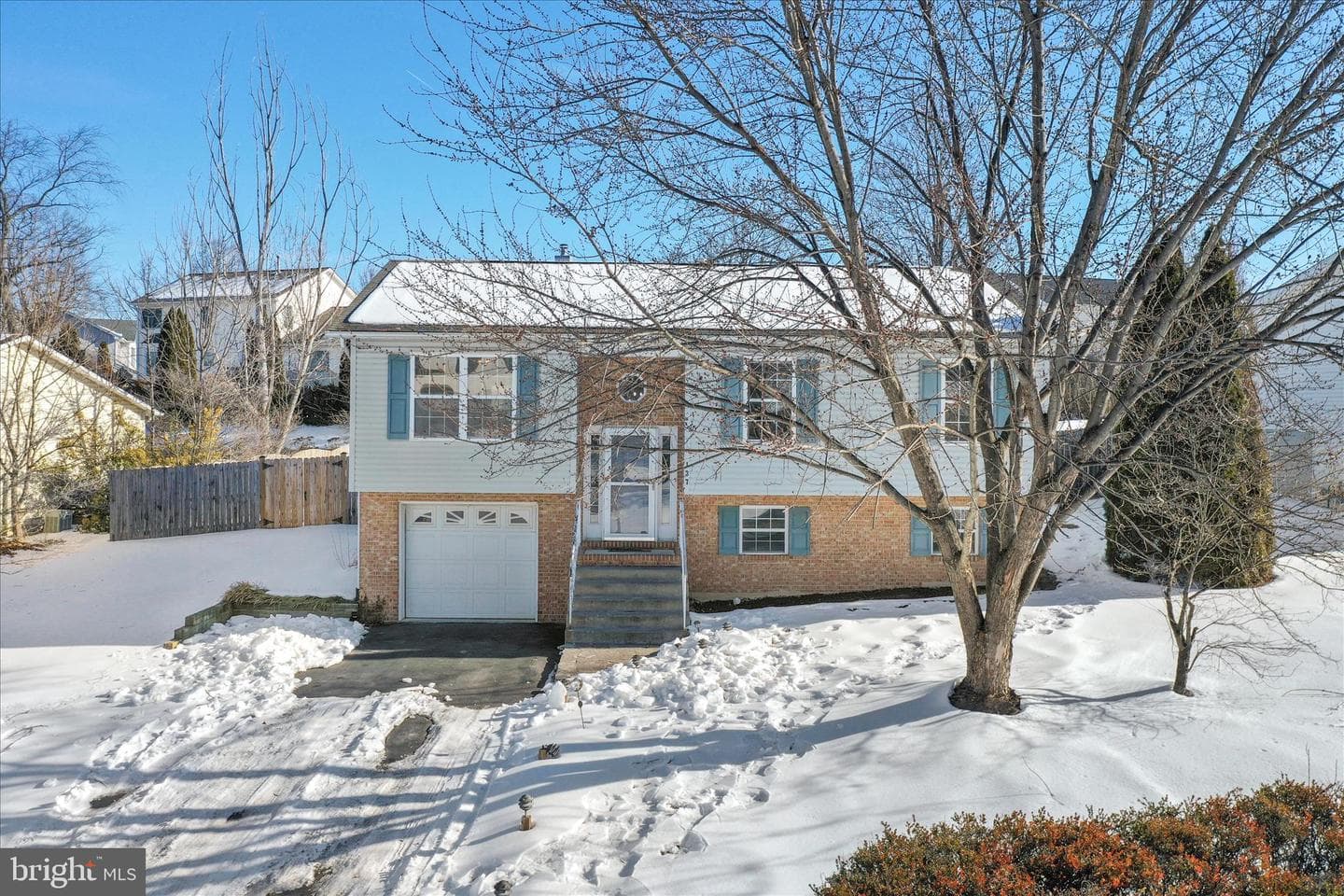 137 Woodrow Road photo 1
