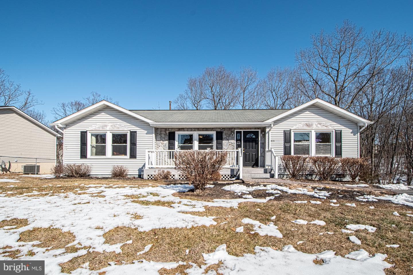 213 Woodrow Road photo 1