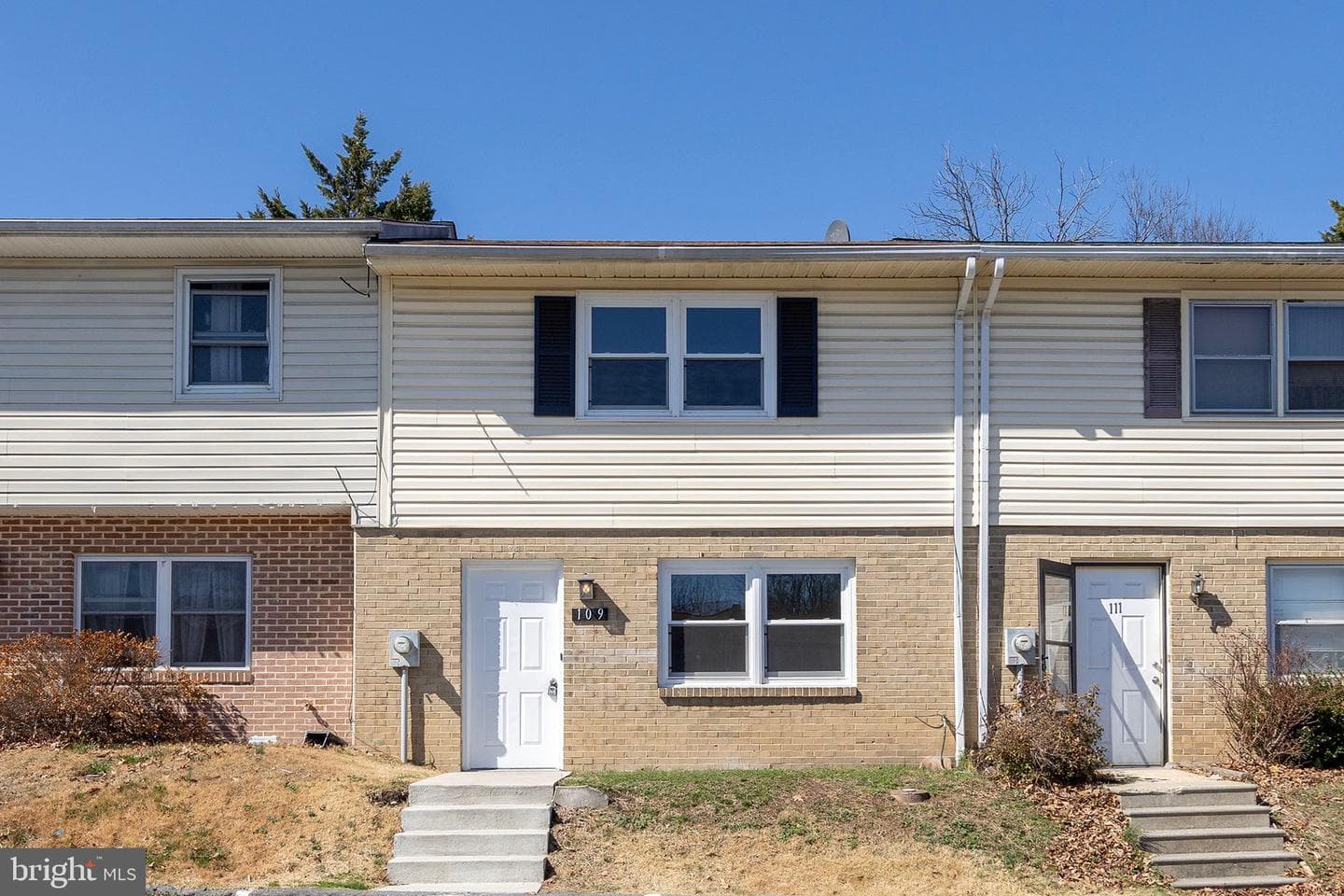 109 Ash Hollow Drive photo 1