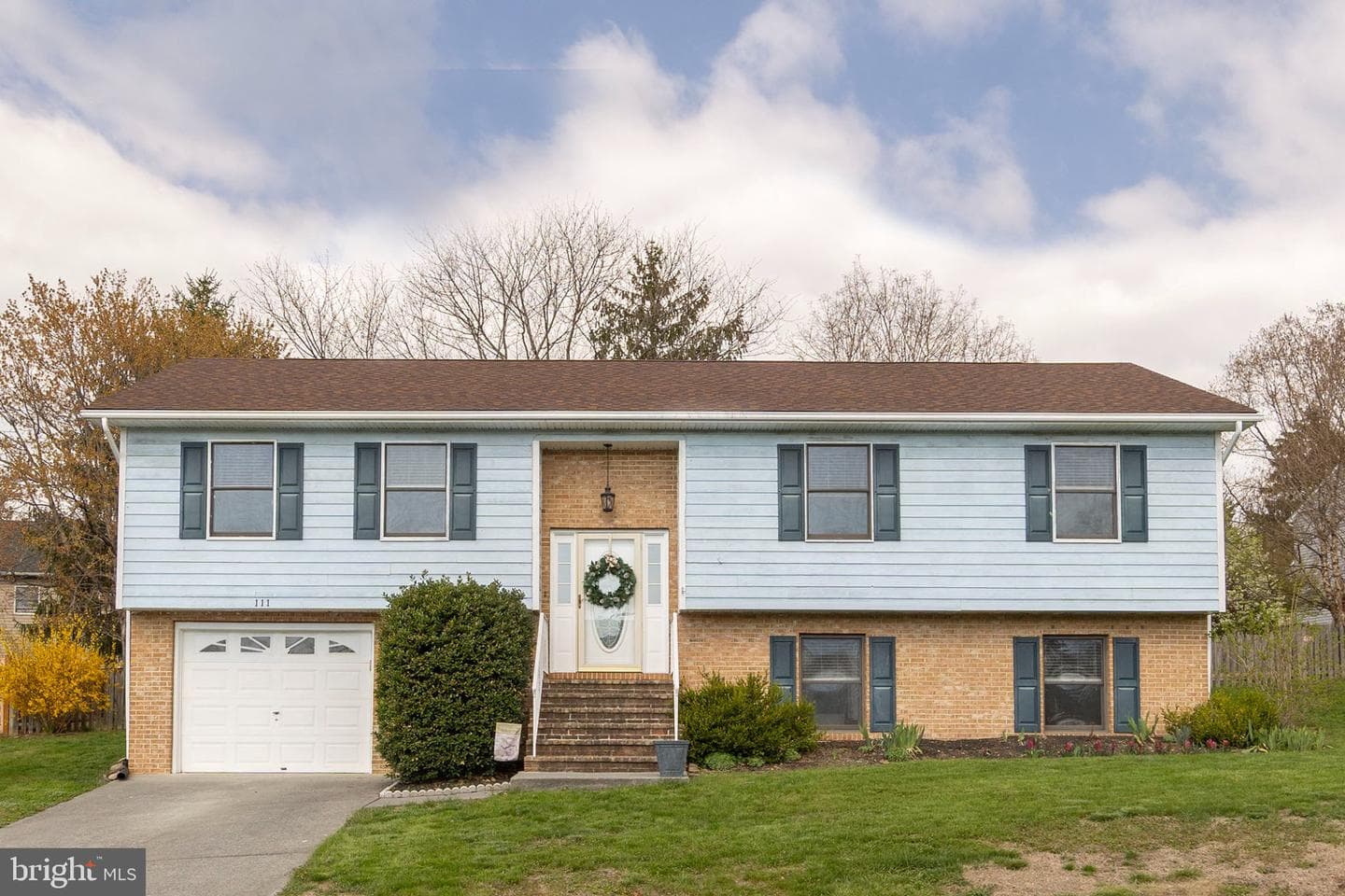 111 Asbury Road photo 1