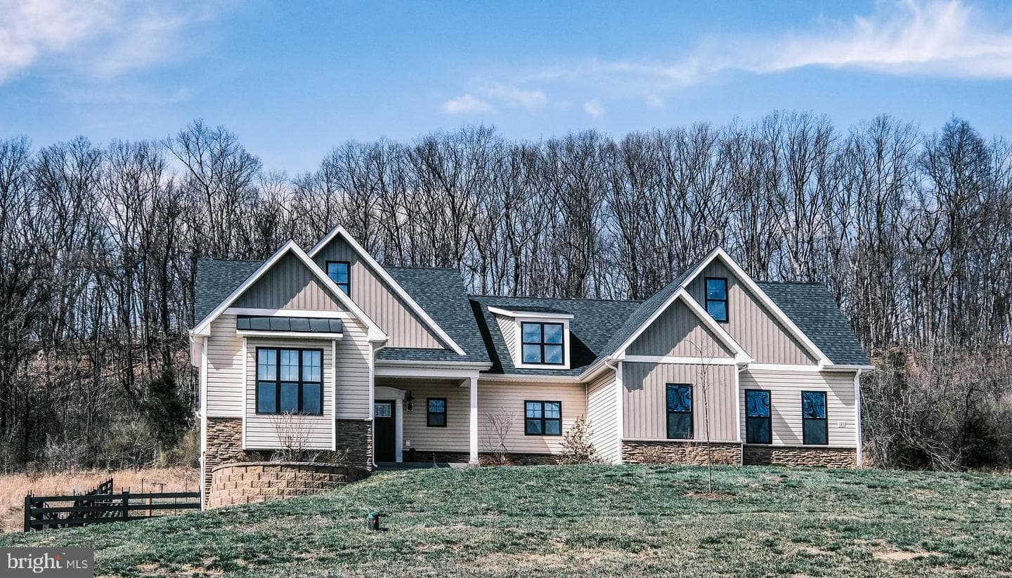 121 Windrow Court