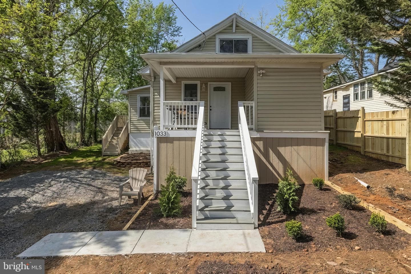 1033 Sunnyside Drive