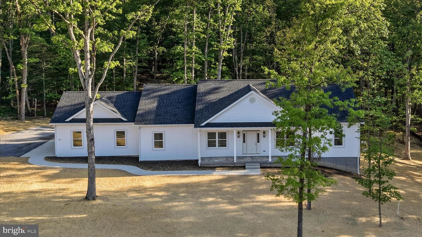 123 Stetson Street, Winchester