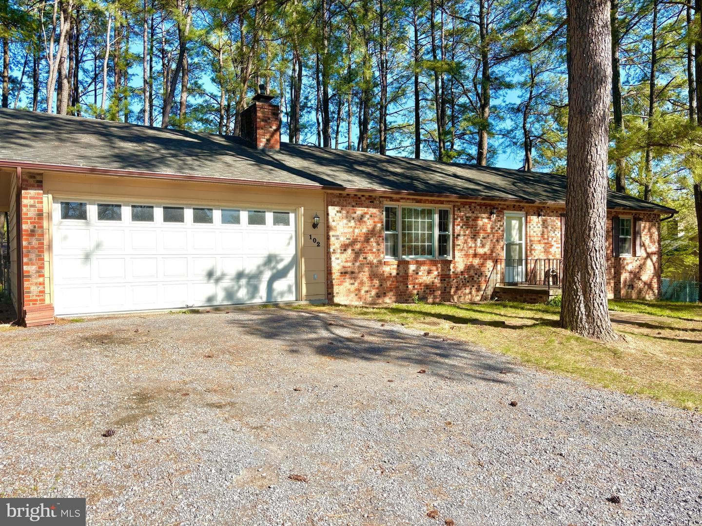 102 Carroll Drive photo 1