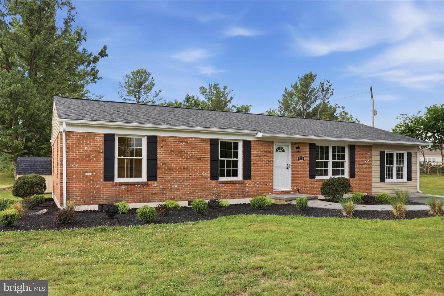 126 Meadowbrook