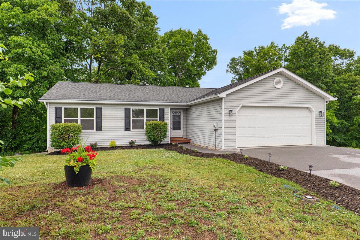 117 Ware Place