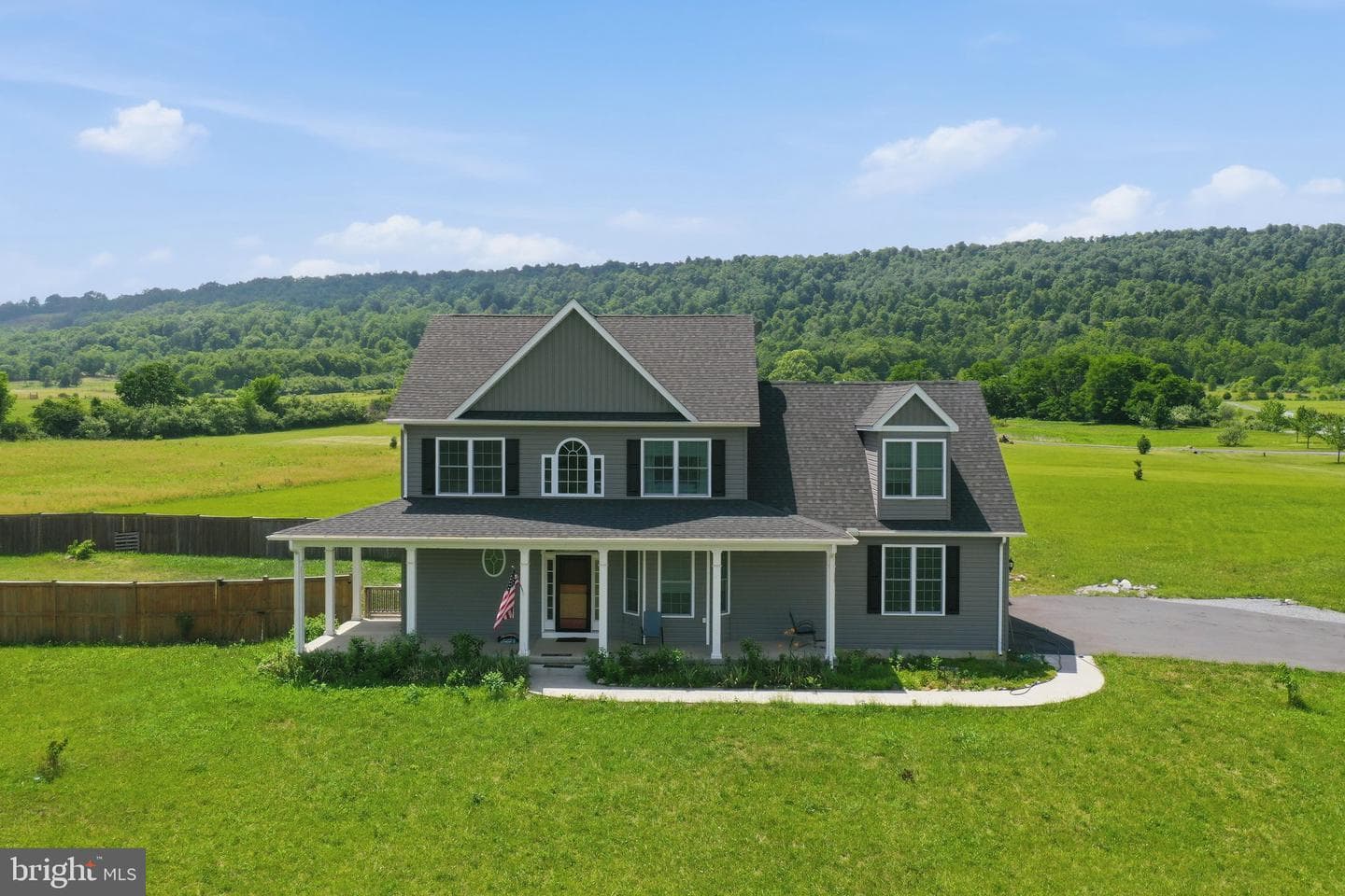 115 Marion Drive, Winchester