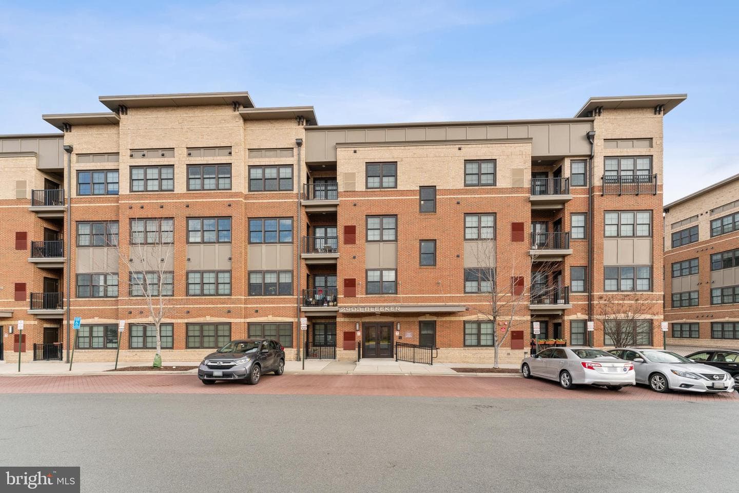 2903 Bleeker Street #5-301 photo 1