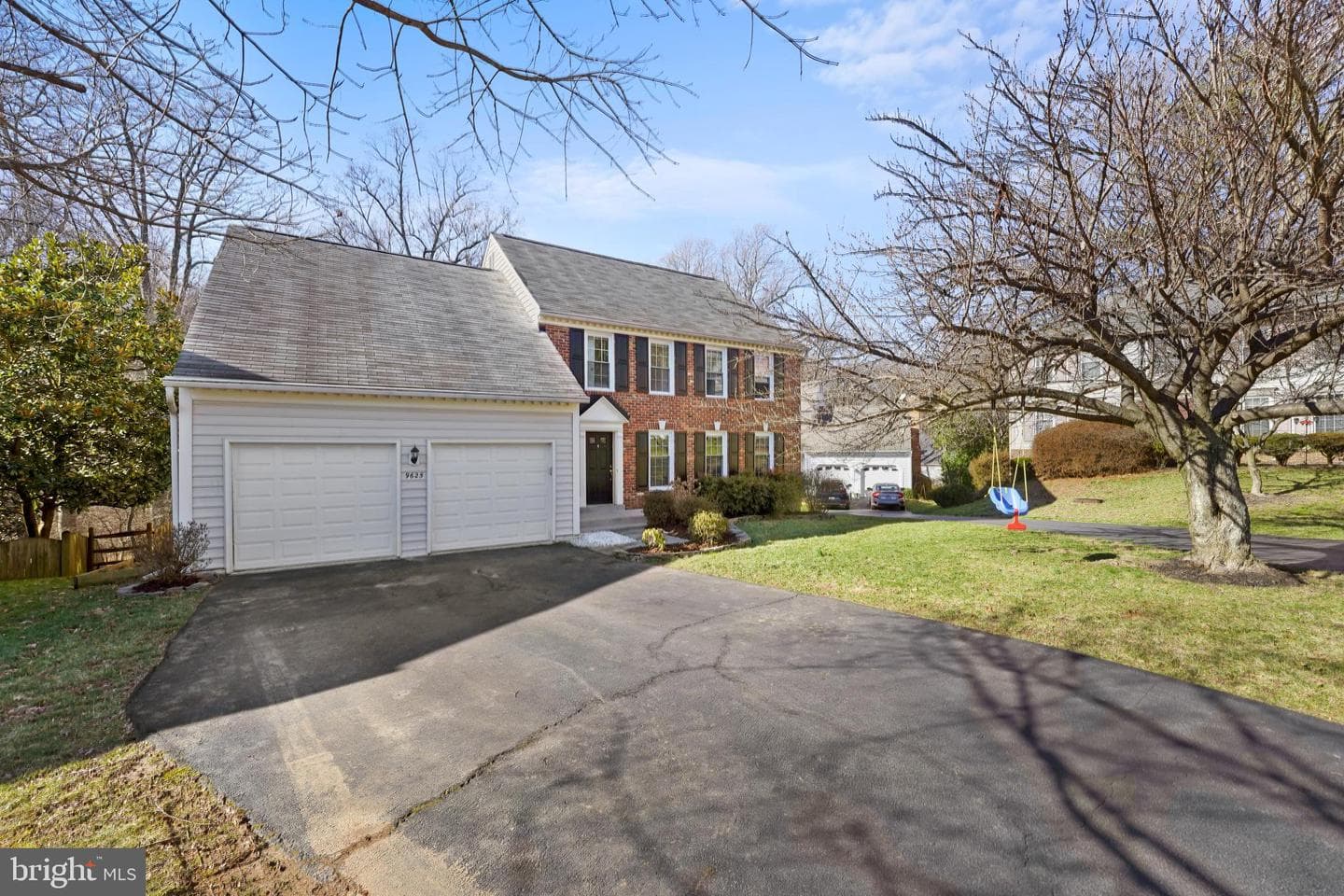 9625 Woodedge Drive photo 1