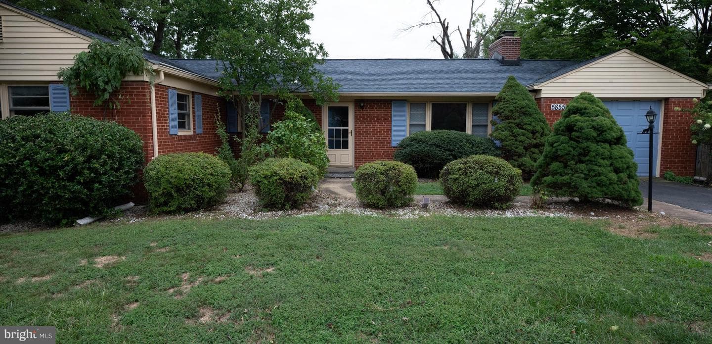5855 Glen Forest Drive photo 1