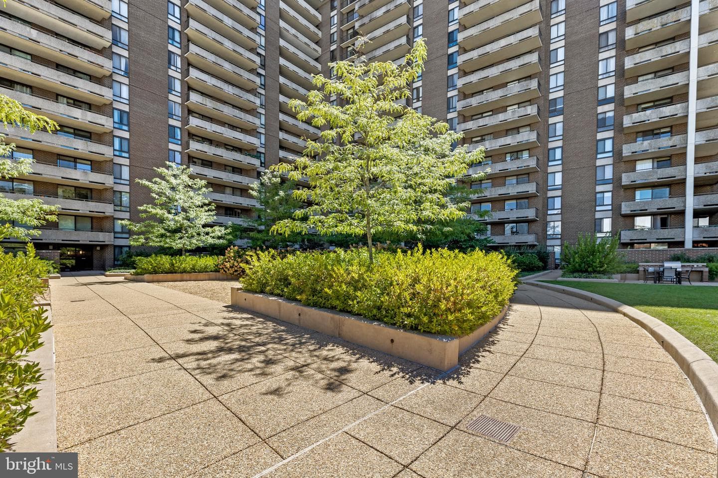 1800 Old Meadow Road #1519 photo 1