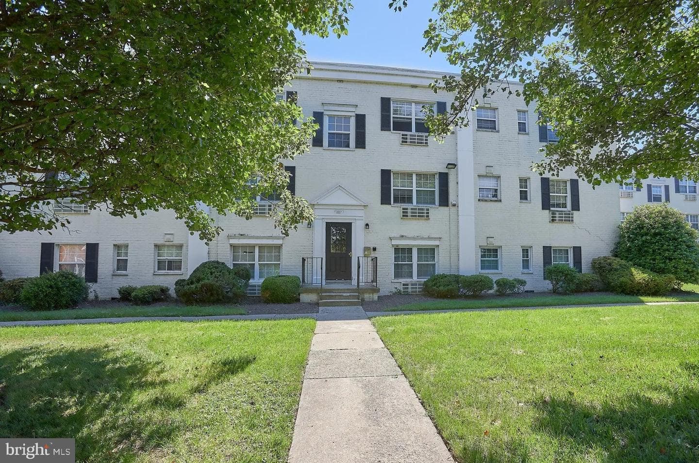 2237 Farrington Avenue #202 photo 1