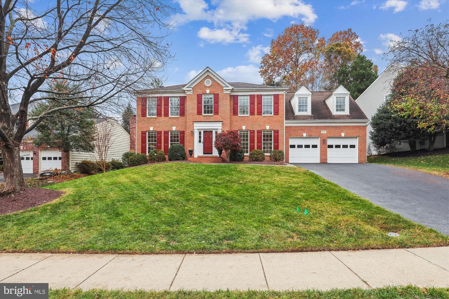 9322 Braymore Circle photo 1
