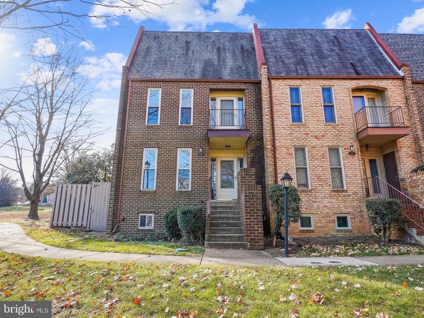 1741 Cy Court photo 1