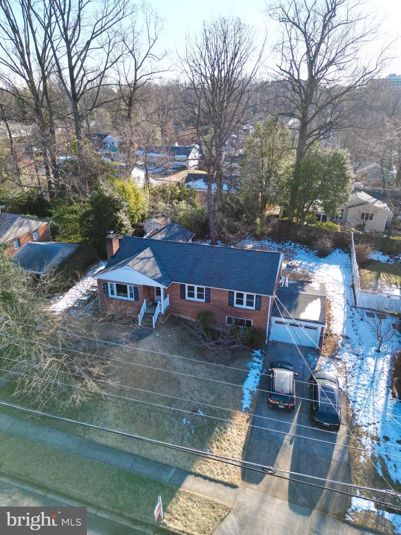 3161 Patrick Henry Drive photo 1