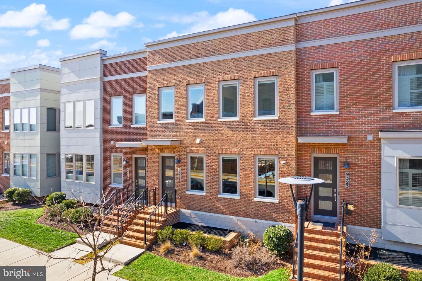 9321 Quadrangle Street photo 1