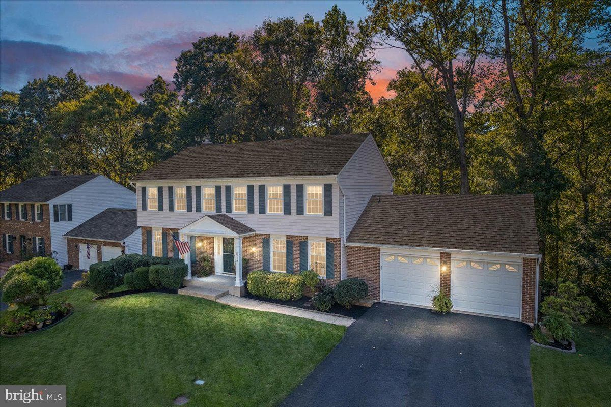 8218 Rushing Creek Drive photo 1