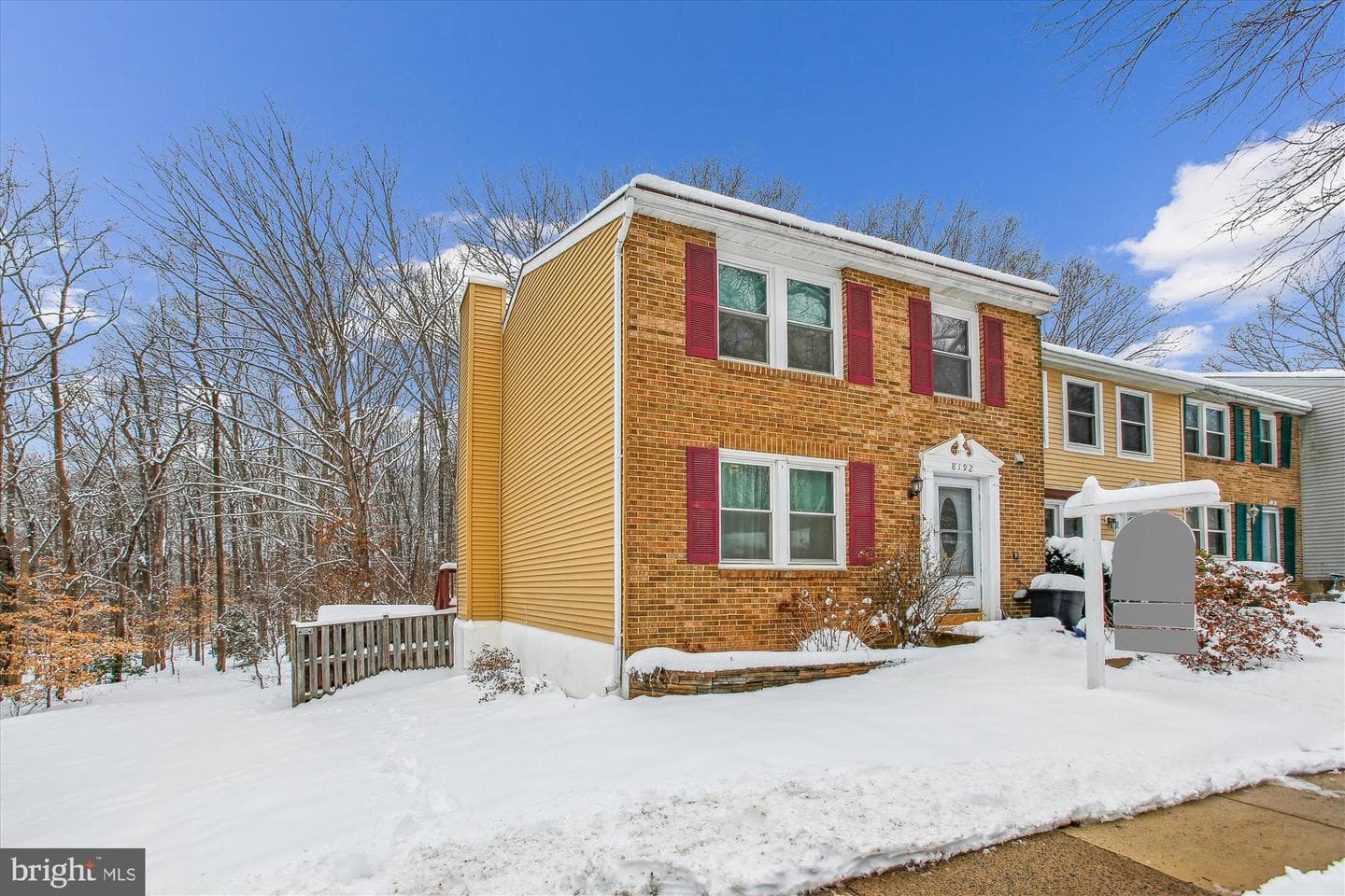 8192 Curving Creek Court photo 1