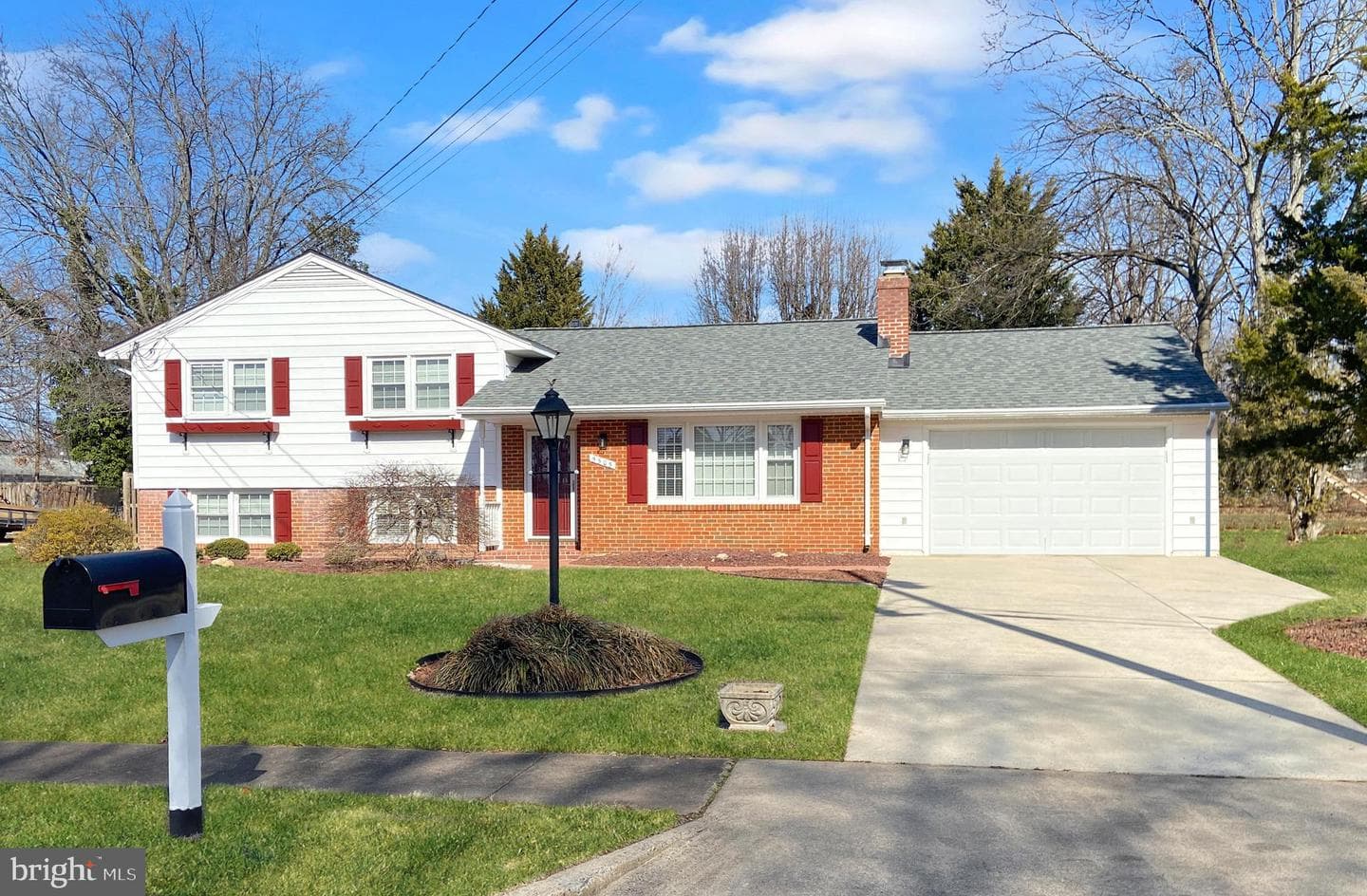 5505 Munsey Place photo 1