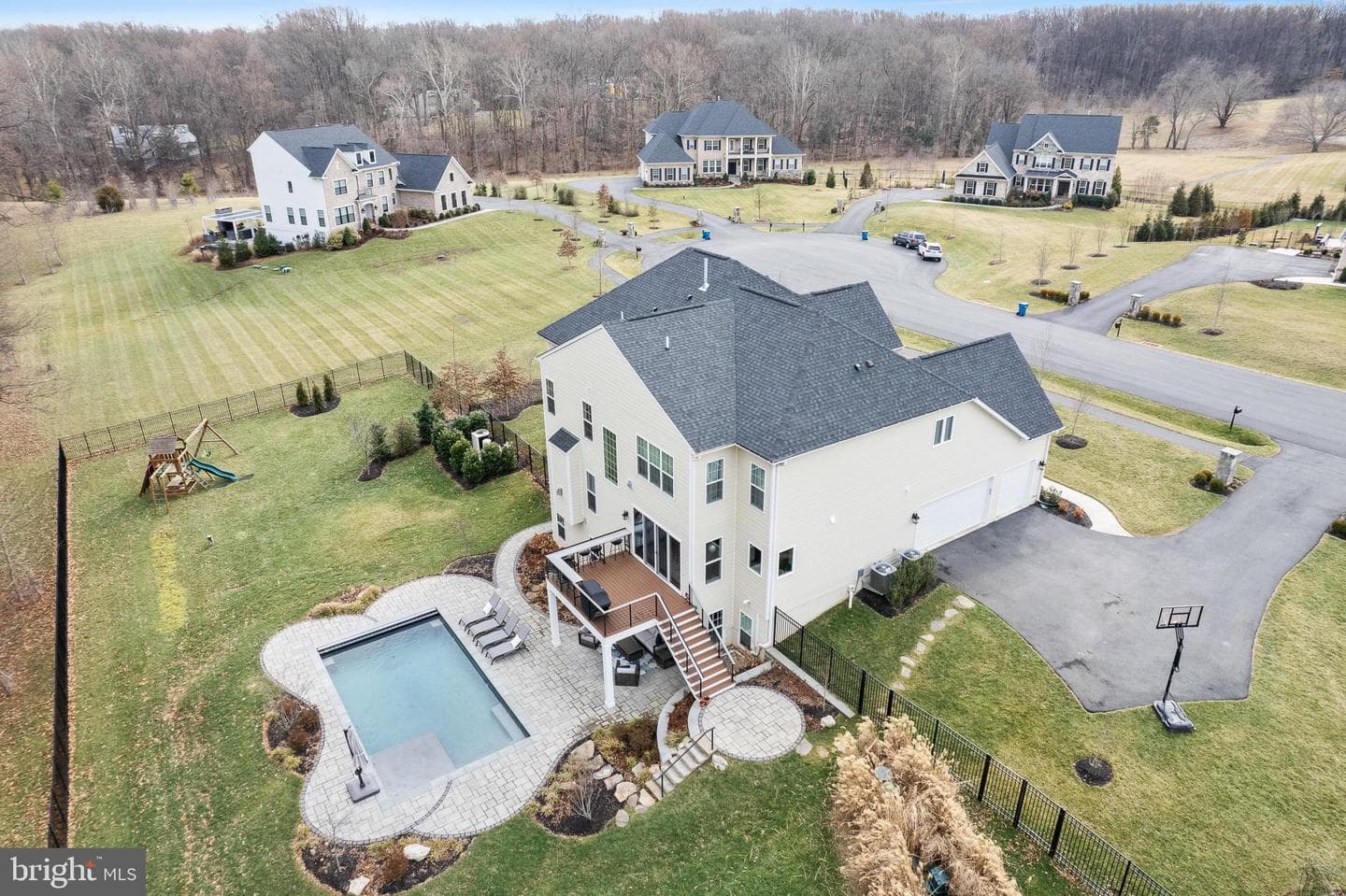 10259 Forest Lake Drive photo 1