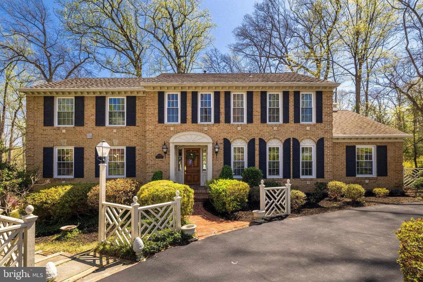 1035 Gelston Circle photo 1