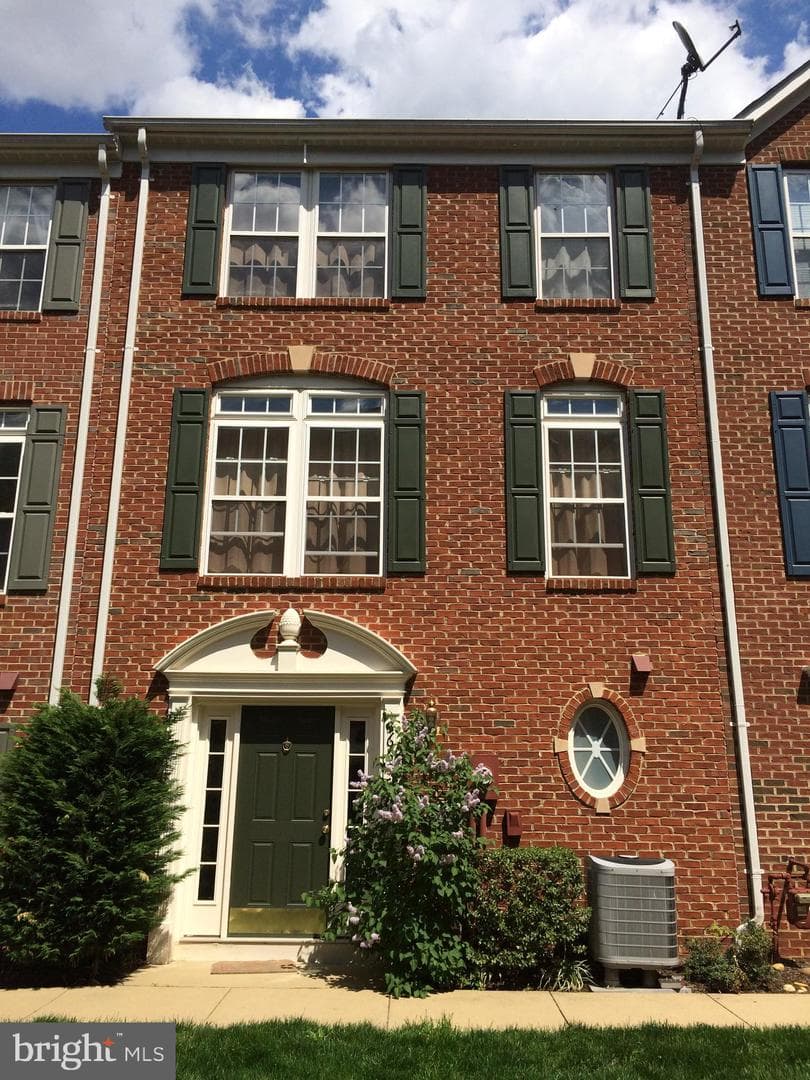 3660 Madison Watch Way photo 1