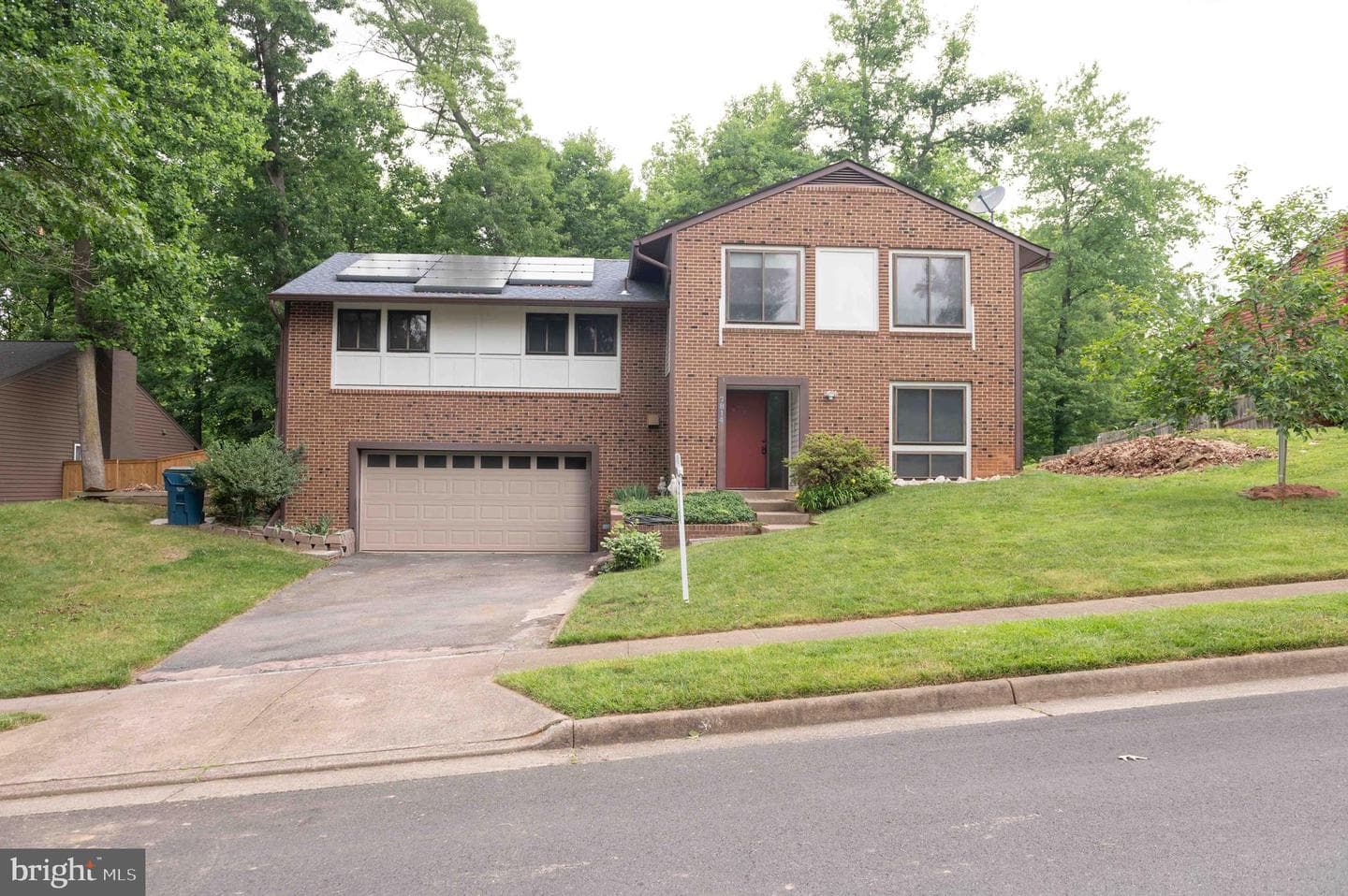7814 Wendy Ridge Lane photo 1