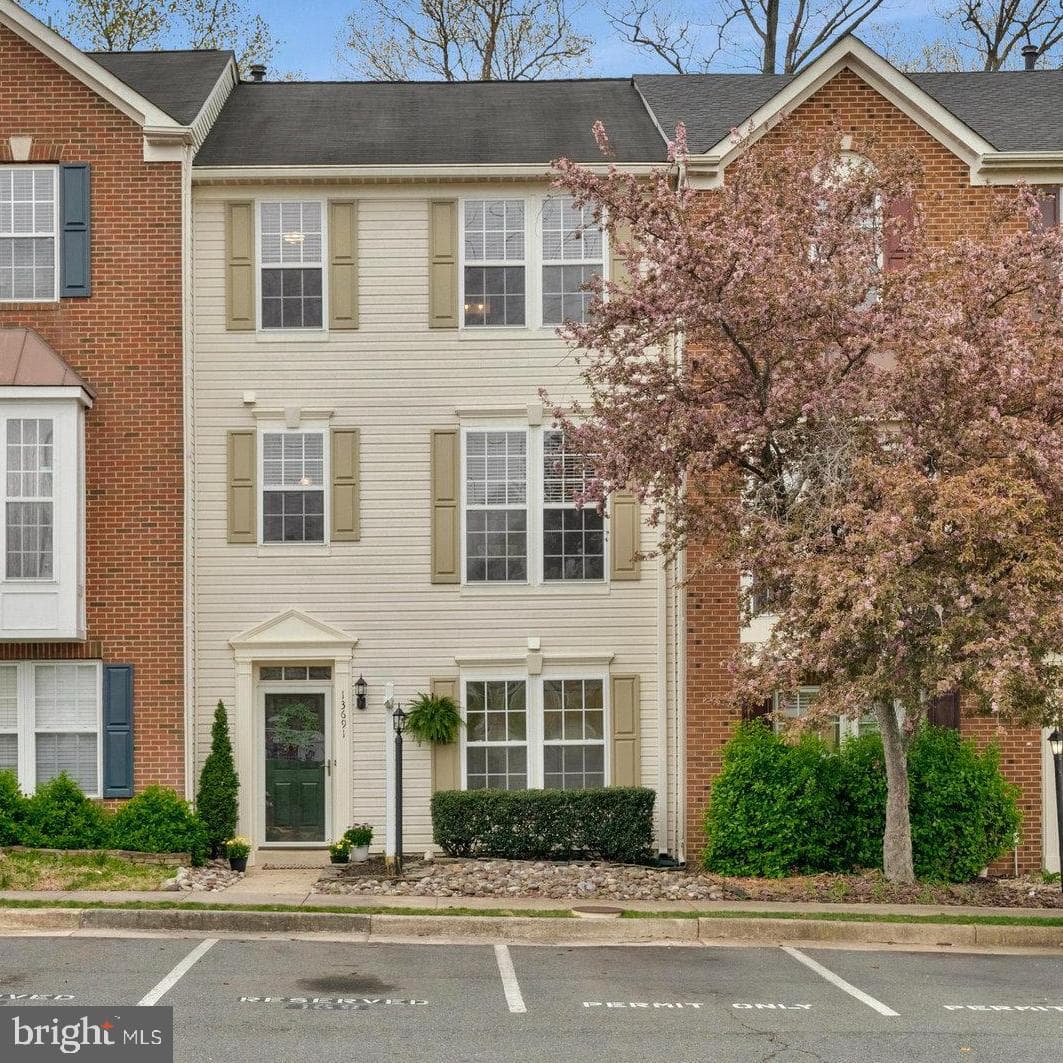 13691 Saint Johns Wood Place photo 1