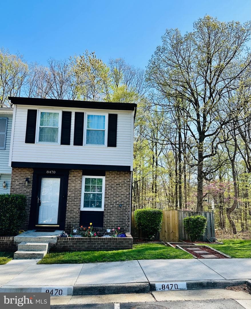 8470 Sugar Creek Lane photo 1