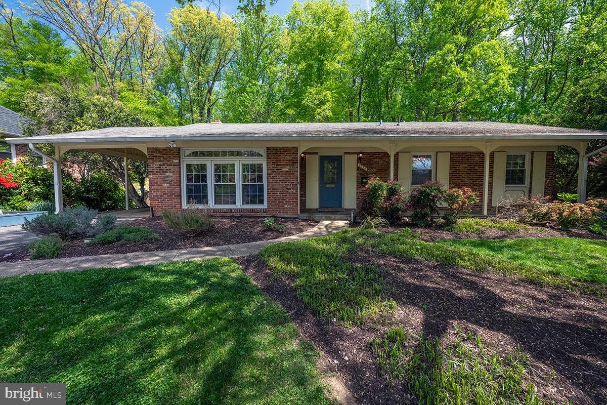 6538 Renwood Lane photo 1
