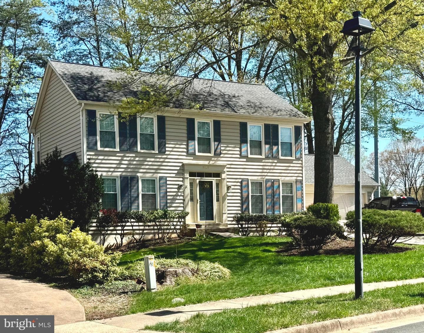 7117 Stanchion Lane photo 1