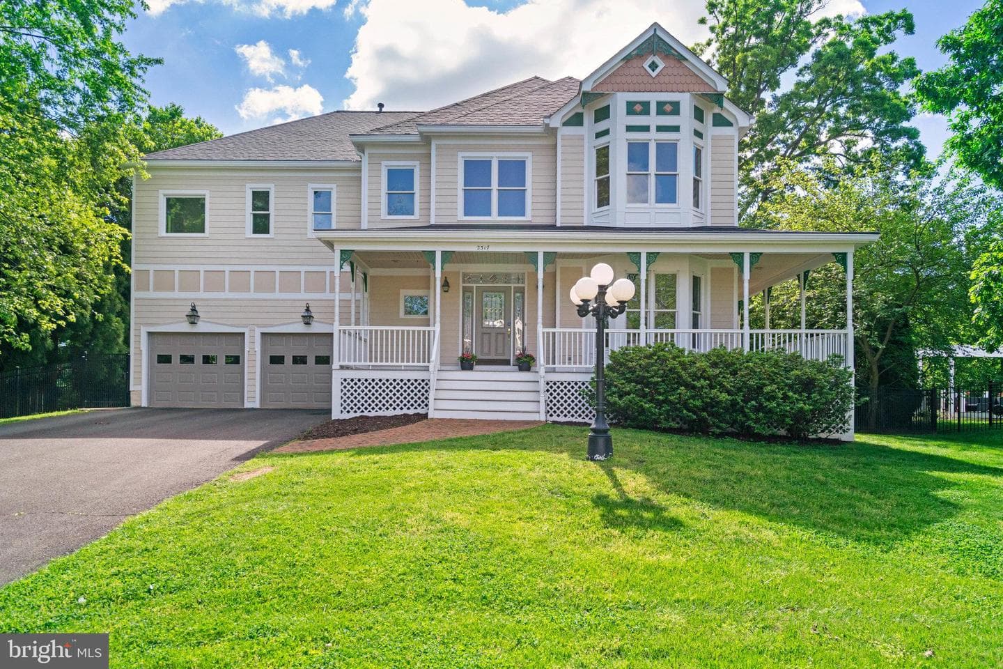 2317 Chestnut Hill Avenue photo 1