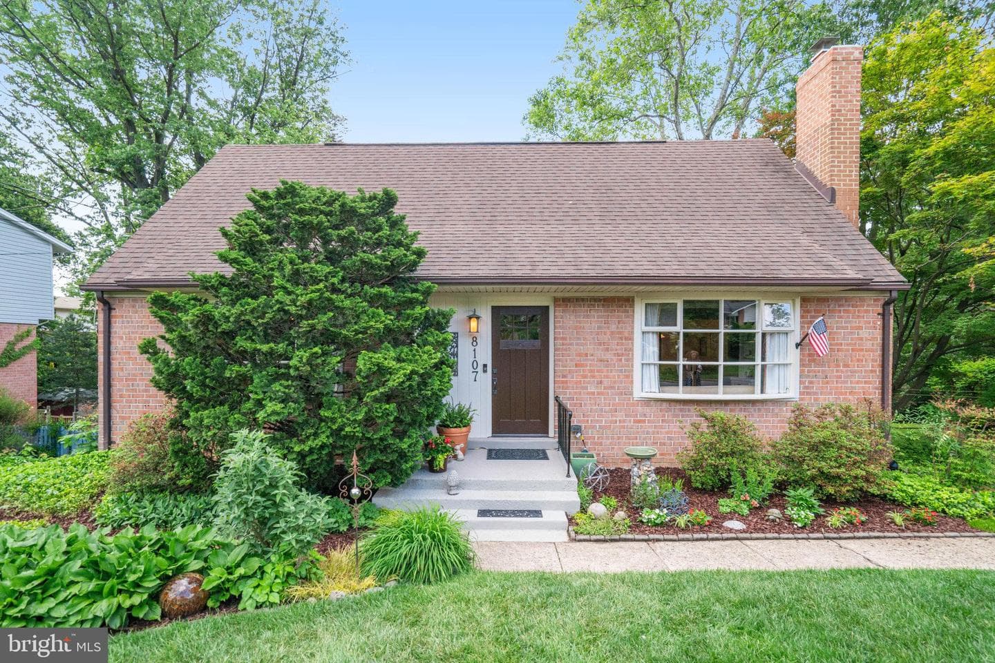 8107 Springfield Village Drive photo 1