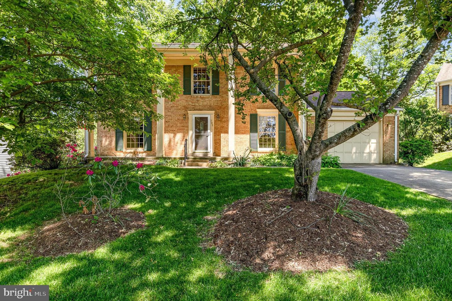 705 Upham Place NW photo 1
