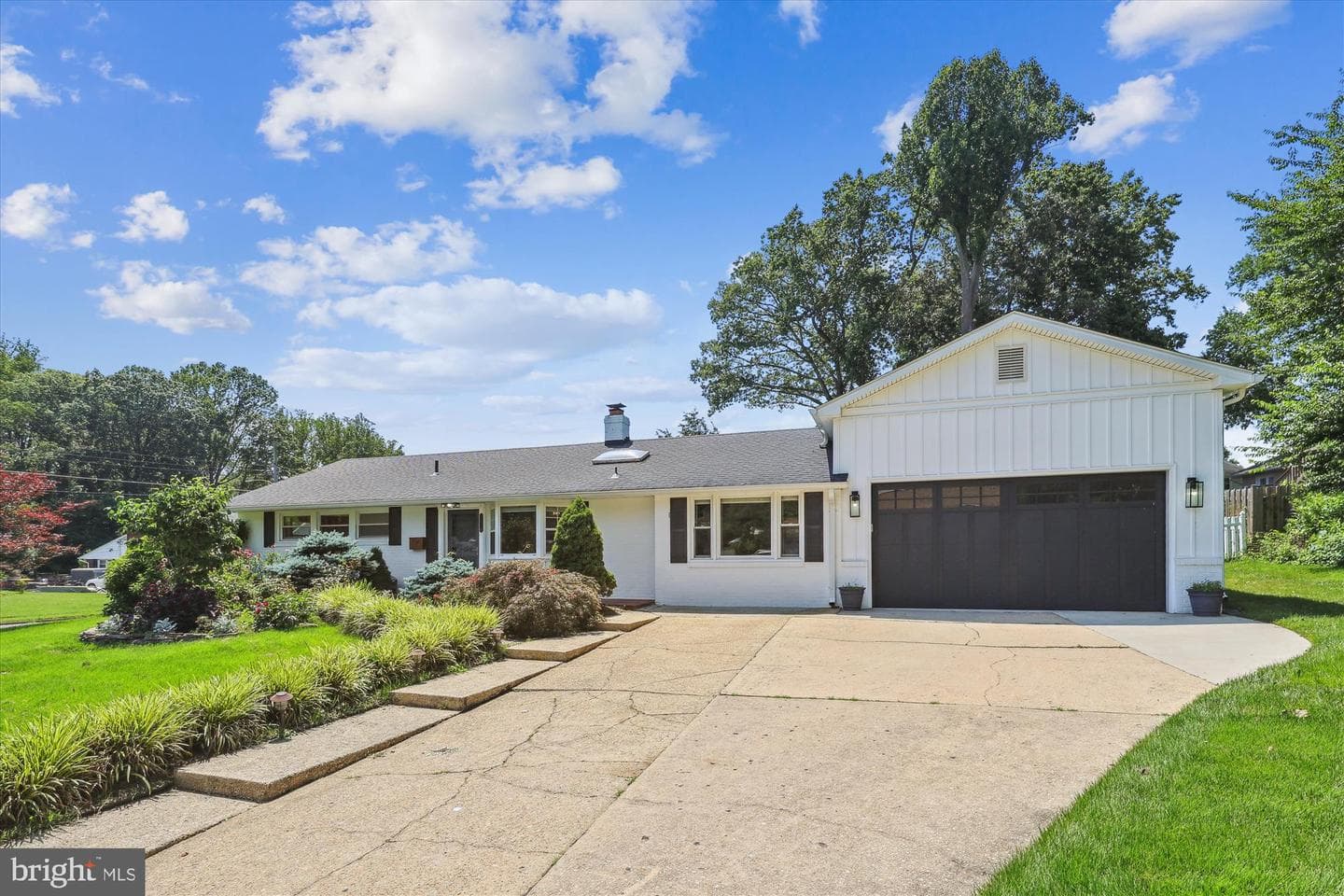 5214 Juliet Street photo 1