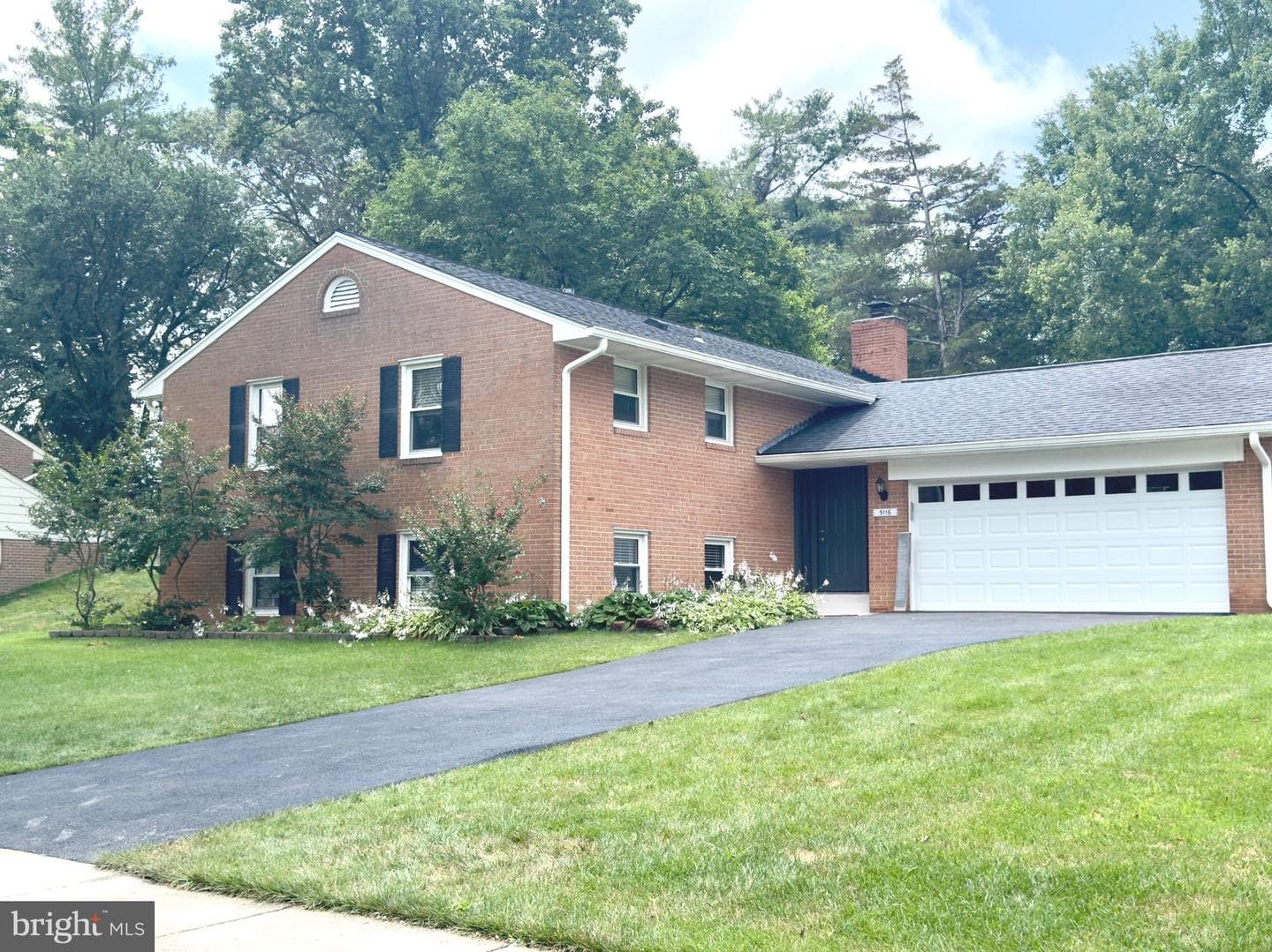 5116 Portsmouth Road photo 1