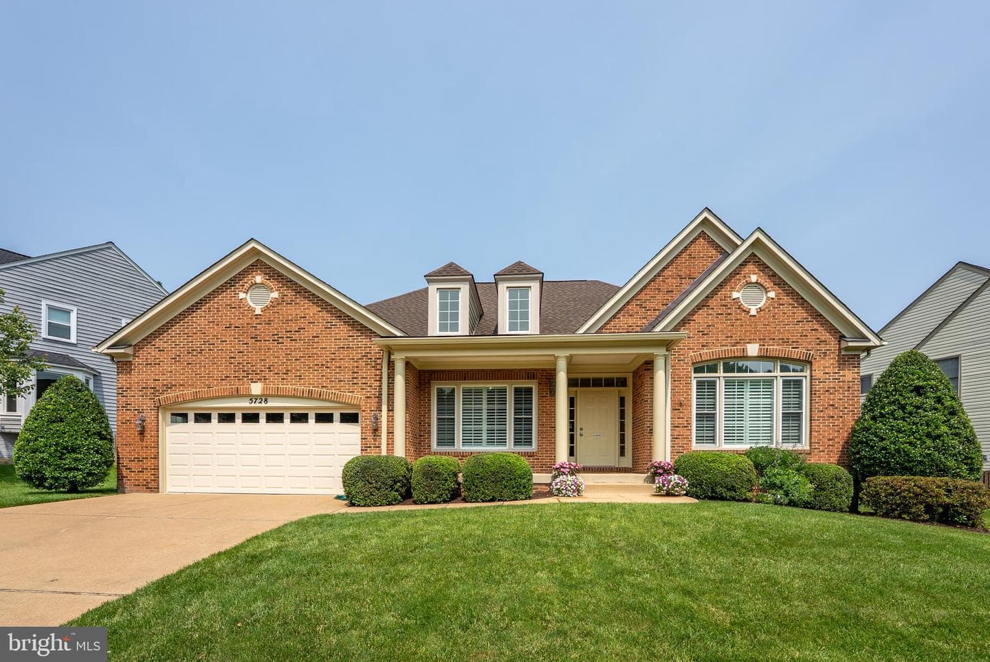 5728 Barbmor Court photo 1