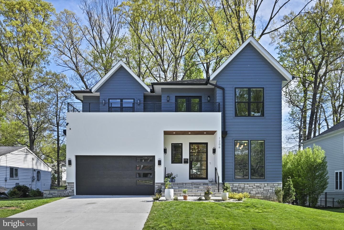 1206 Cottage Street SW photo 1