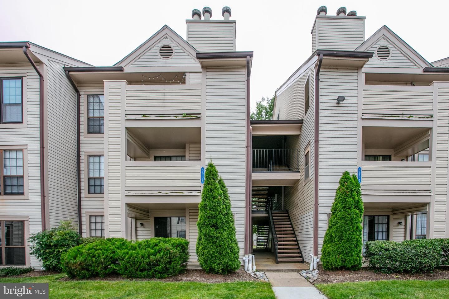 6904 Mary Caroline Circle #l photo 1