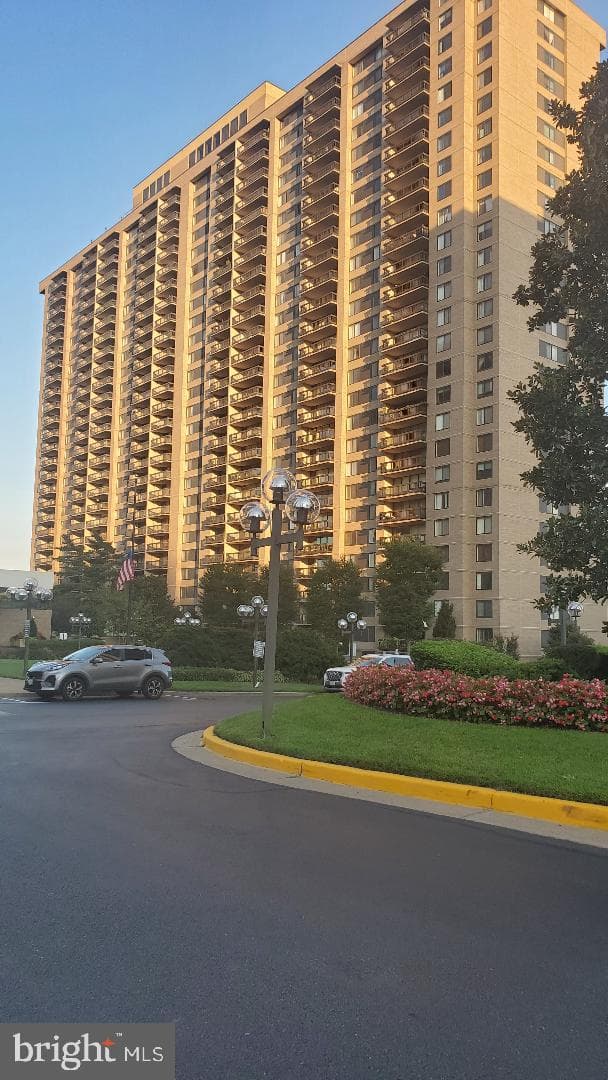 3705 S George Mason Drive #1311 photo 1