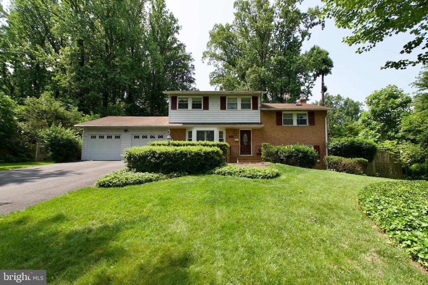 6613 Kerns Road photo 1