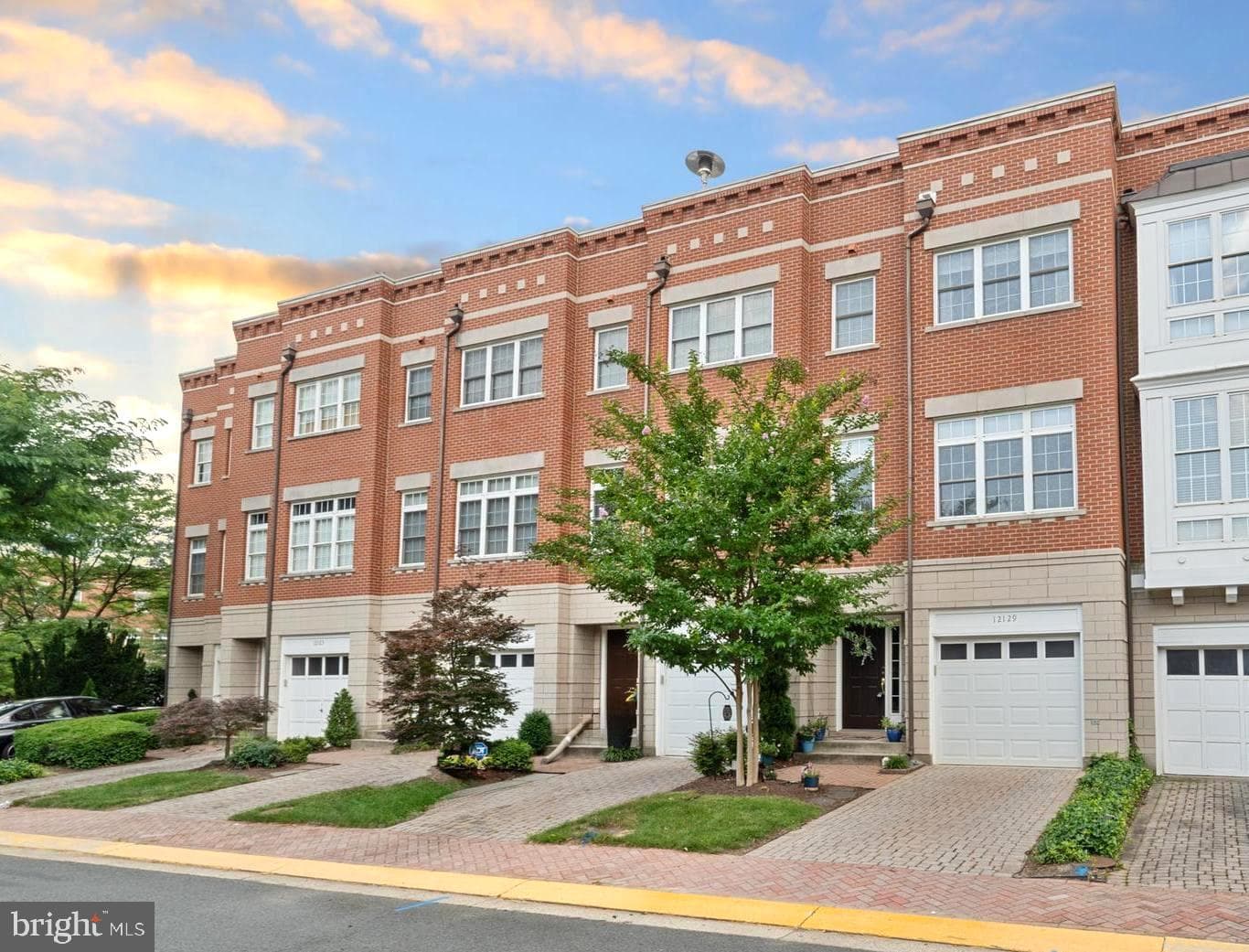 12129 Chancery Station Circle photo 1