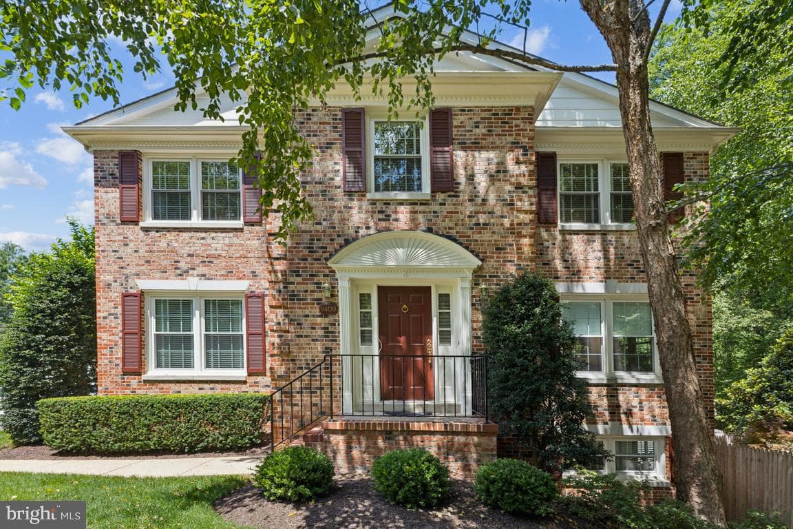 9409 Park Hunt Court photo 1