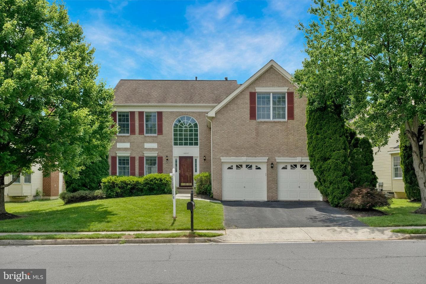 10857 Hunter Gate Way photo 1