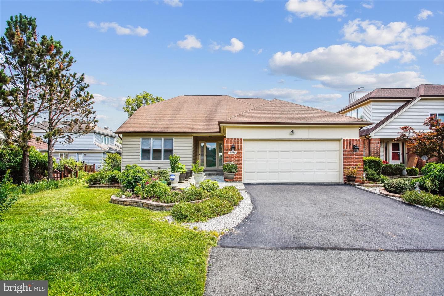 6515 Gretna Green Way photo 1