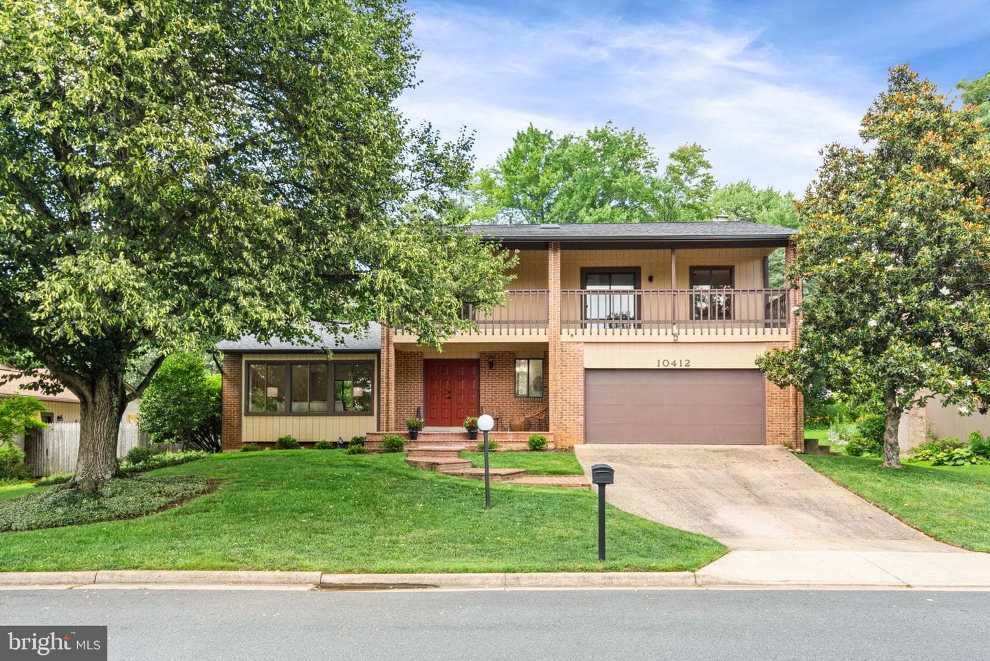 10412 Woodbury Woods Court photo 1