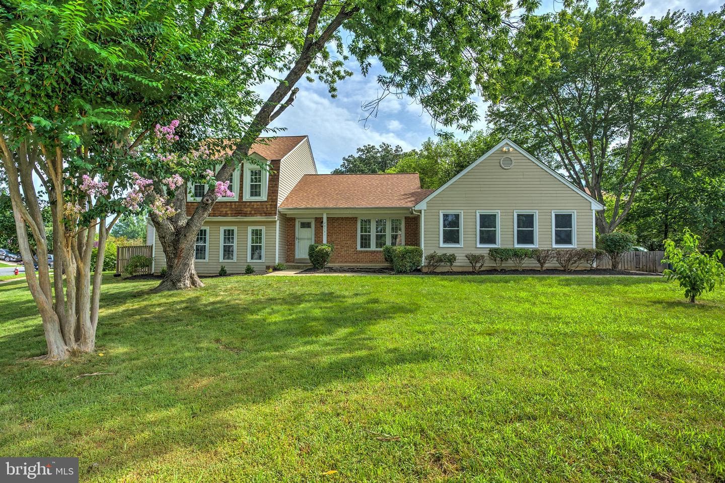 2015 Maleady Drive photo 1